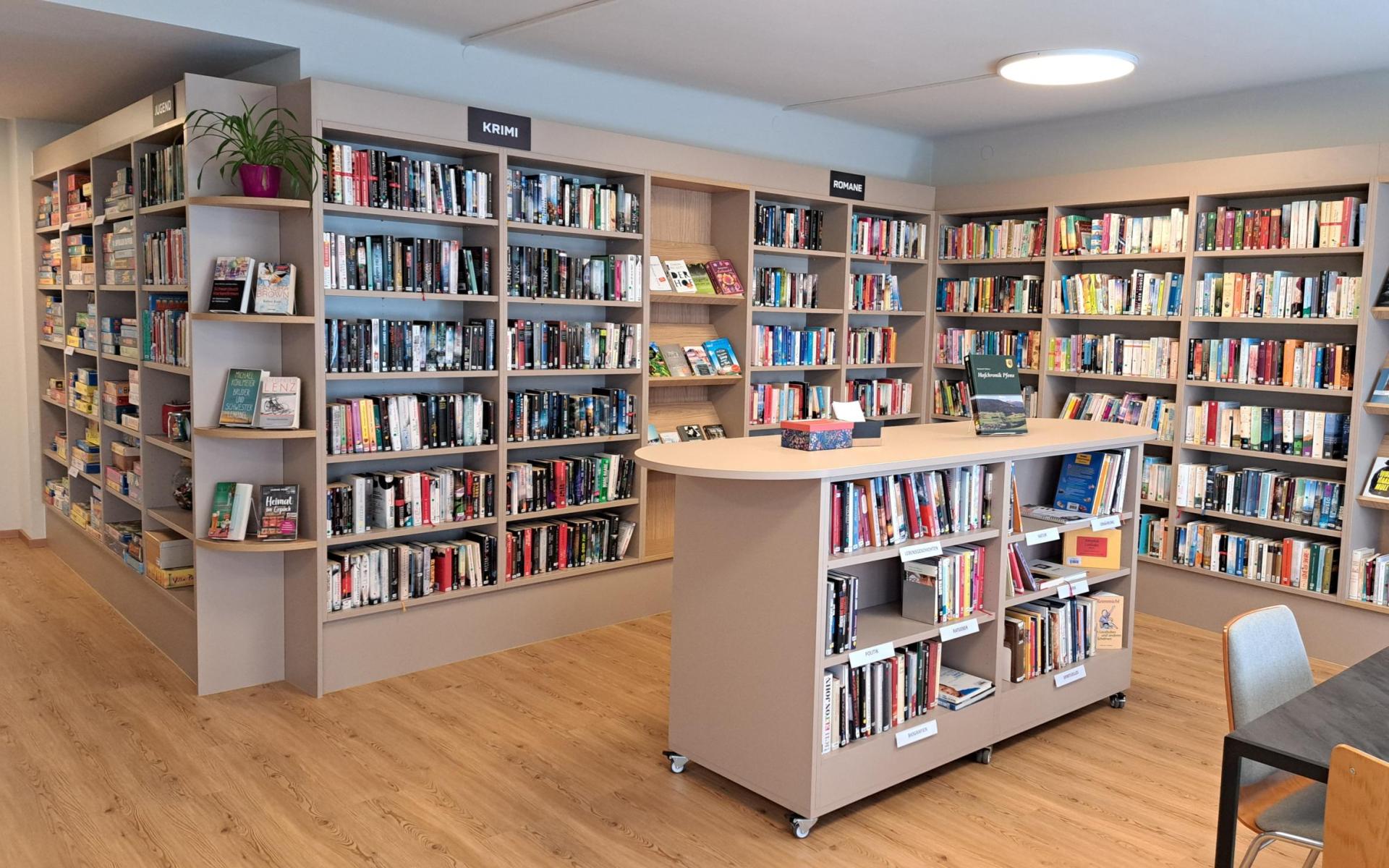 Innenansicht der Bücherei Matrei